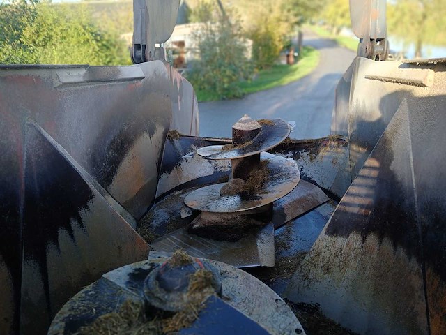 2002 trioliet tm-2-s-1600 voermengwagen - afbeelding 5 van  22