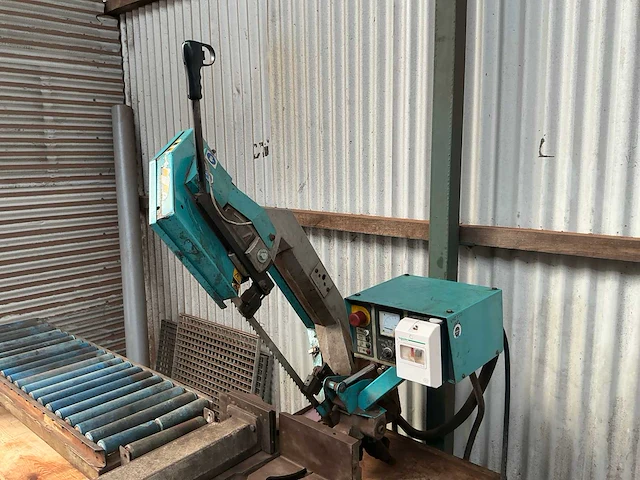 2002 tuwi bandzaagmachine - afbeelding 23 van  25