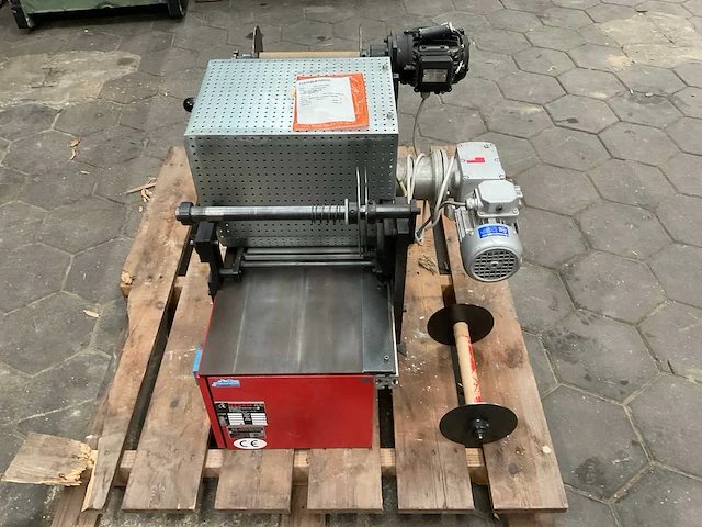2002 utsch r 230 d overige plaatbewerkingsmachines - afbeelding 2 van  8