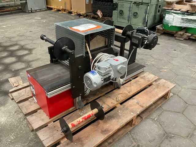 2002 utsch r 230 d overige plaatbewerkingsmachines - afbeelding 3 van  8