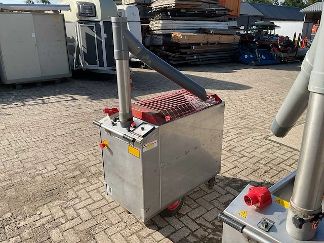 2002 vliebo easymix voermengwagen - afbeelding 4 van  7