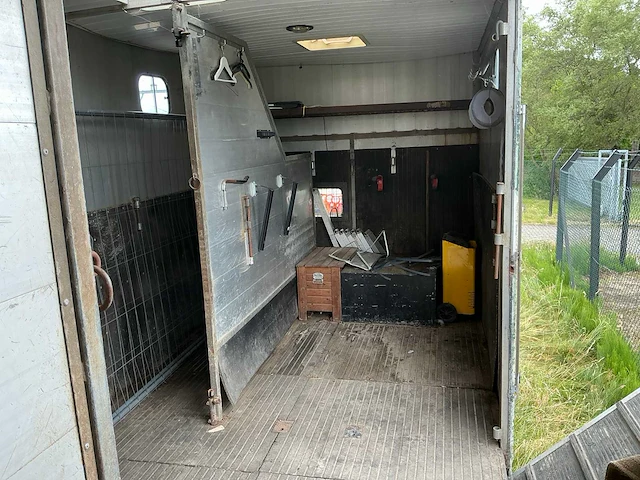 2002 volvo fl220 fl6h42r paardenvrachtwagen - afbeelding 51 van  74