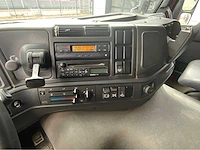 2002 volvo fm12.380 8x4 vrachtwagen tipper met atlas terex 125.2 a2 kraan - afbeelding 13 van  70