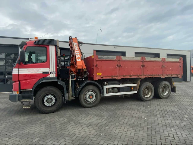 2002 volvo fm12.380 8x4 vrachtwagen tipper met atlas terex 125.2 a2 kraan - afbeelding 23 van  70