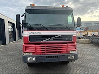 2002 volvo fm12.380 8x4 vrachtwagen tipper met atlas terex 125.2 a2 kraan - afbeelding 43 van  70
