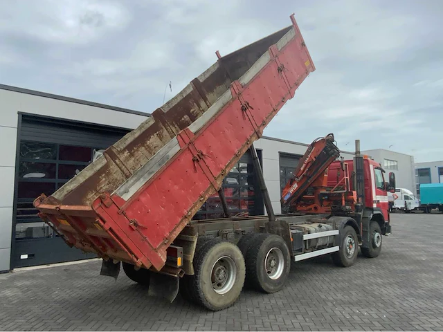 2002 volvo fm12.380 8x4 vrachtwagen tipper met atlas terex 125.2 a2 kraan - afbeelding 34 van  70