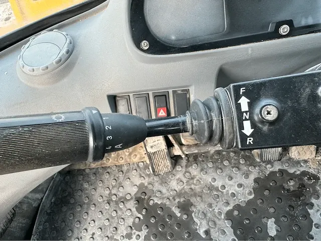 2002 volvo l70d shovel - afbeelding 17 van  27
