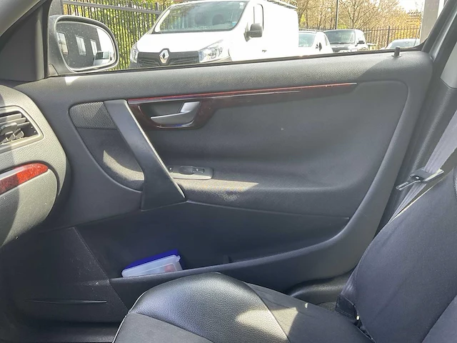 2002 volvo v70 2.4 personenauto - afbeelding 15 van  22