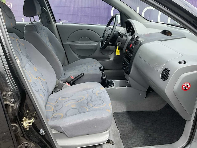 2003 - daewoo - kalos - 1.4 style - personenauto - afbeelding 10 van  12