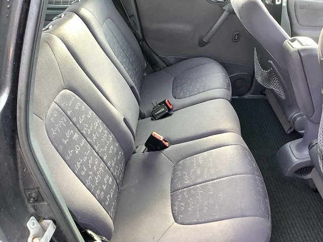 2003 - mercedes-benz - a-klasse - 140 classic fun - personenauto - afbeelding 9 van  11