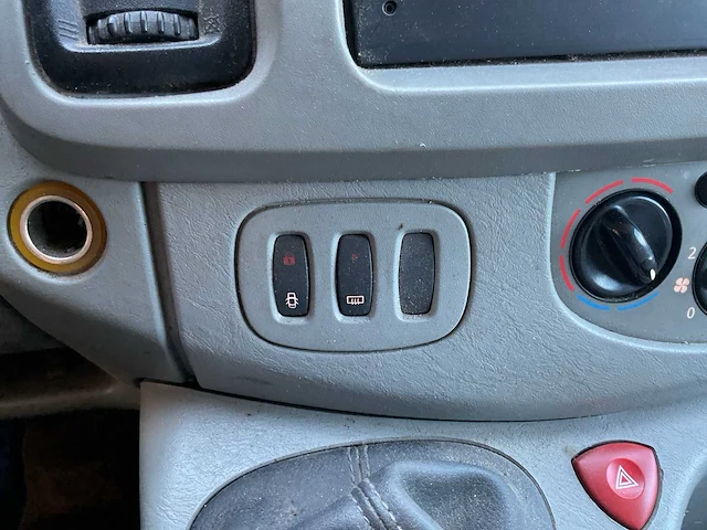 2003 - opel - vivaro - 1.9 di l1h1 - bedrijfswagen - afbeelding 13 van  15