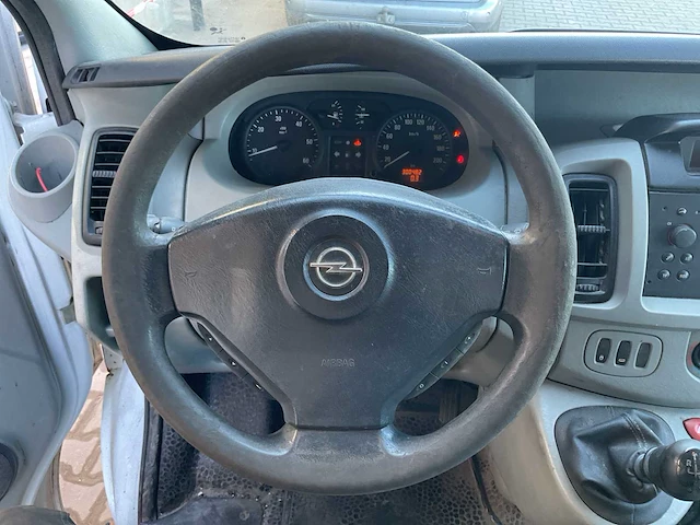 2003 - opel - vivaro - 1.9 di l1h1 - bedrijfswagen - afbeelding 9 van  15