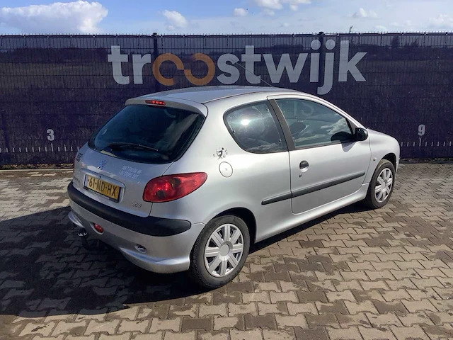 2003 - peugeot - 206 - 1.1 xr - personenauto - afbeelding 6 van  11