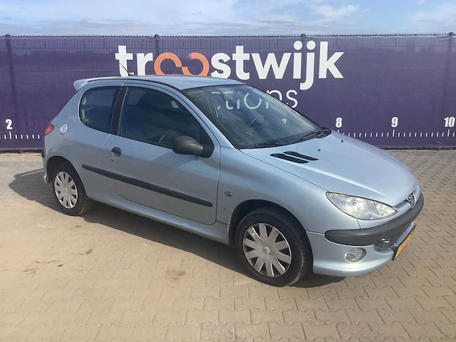 2003 - peugeot - 206 - 1.4 gentry - personenauto - afbeelding 4 van  11