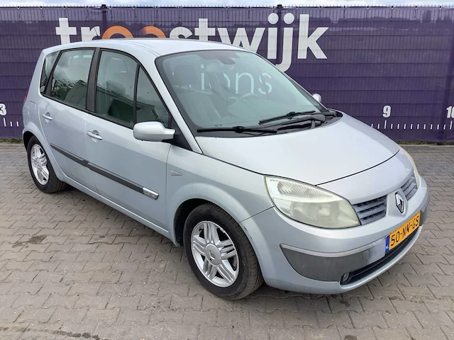 2003 - renault - scénic - 2.0-16v priv.luxe - personenauto - afbeelding 11 van  18