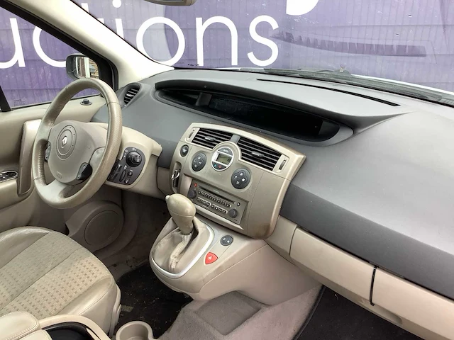 2003 - renault - scénic - 2.0-16v priv.luxe - personenauto - afbeelding 16 van  18