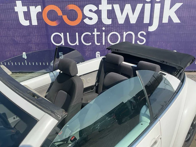 2003 - volkswagen - new beetle cabriolet - 1.9 tdi - personenauto - afbeelding 8 van  11