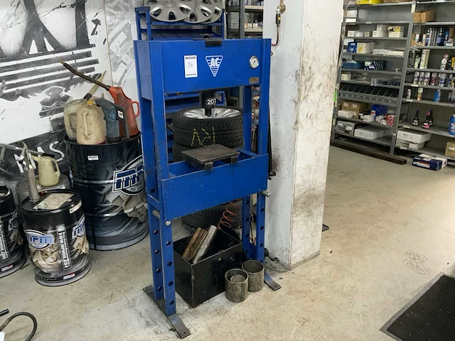 2003 ac pj20h garagepers - afbeelding 1 van  6