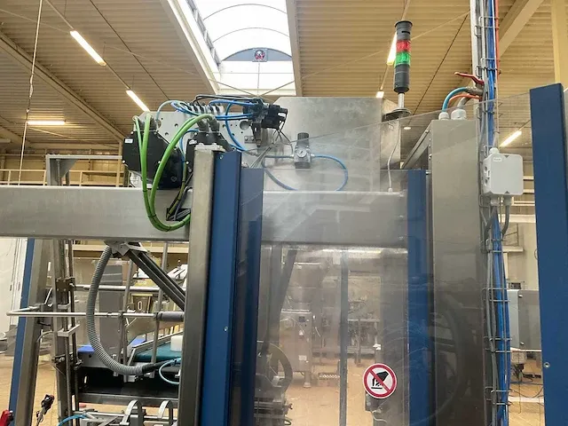 2003 a+f automation fördertechnik 470-2-22-w 2/3 formaat flexibele wrap-around verpakkingsinstallatie (c) - afbeelding 24 van  38