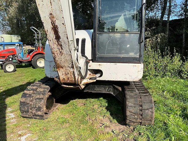 2003 bobcat 442 rupsgraafmachine - afbeelding 16 van  38