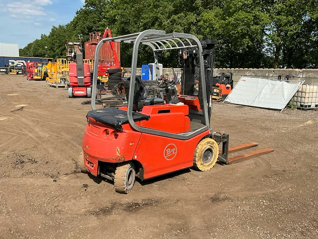 2003 bt cbe2,5ac vorkheftruck - afbeelding 9 van  14