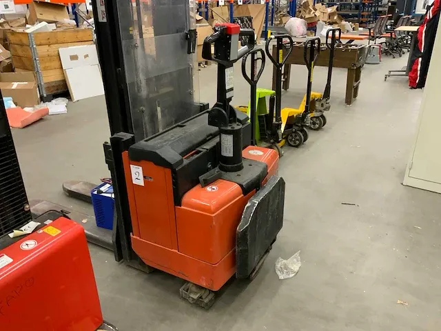 2003 bt lsf 1250/12 elektrische stapelaar - afbeelding 6 van  11