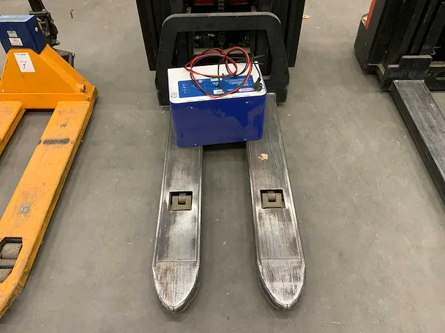 2003 bt lsf 1250/12 elektrische stapelaar - afbeelding 11 van  11