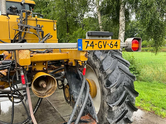 2003 challanger rogator 618 werktuigendrager - afbeelding 15 van  54