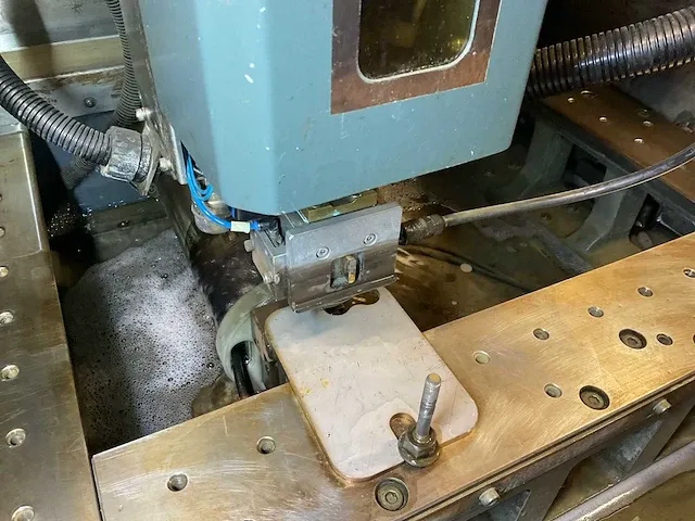 2003 chmer edm cw-532s cnc draadvonkmachine - afbeelding 57 van  57