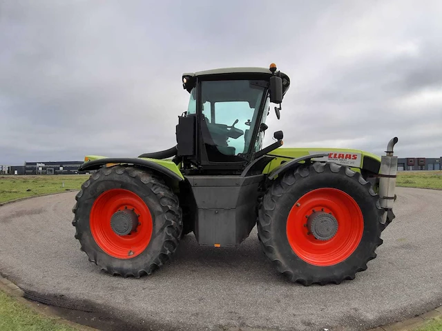 2003 claas xerion 3300 trac vc vierwielaangedreven landbouwtractor - afbeelding 7 van  28