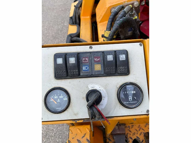 2003 damcon selector 440 bomenrooimachine vierwielaangedreven landbouwtractor - afbeelding 13 van  13