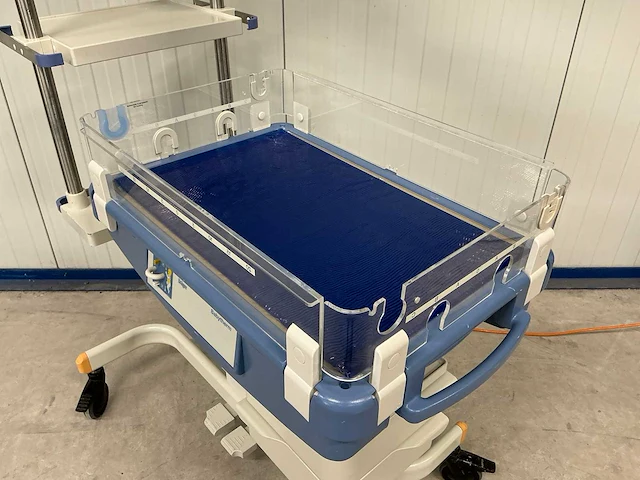 2003 dräger babytherm8010 babywarmer - afbeelding 2 van  5