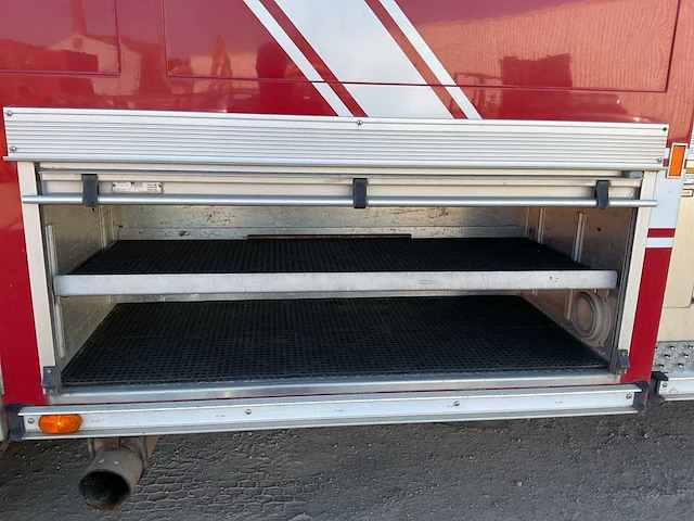 2003 e-one fire apparatus brandweerwagen - afbeelding 2 van  25