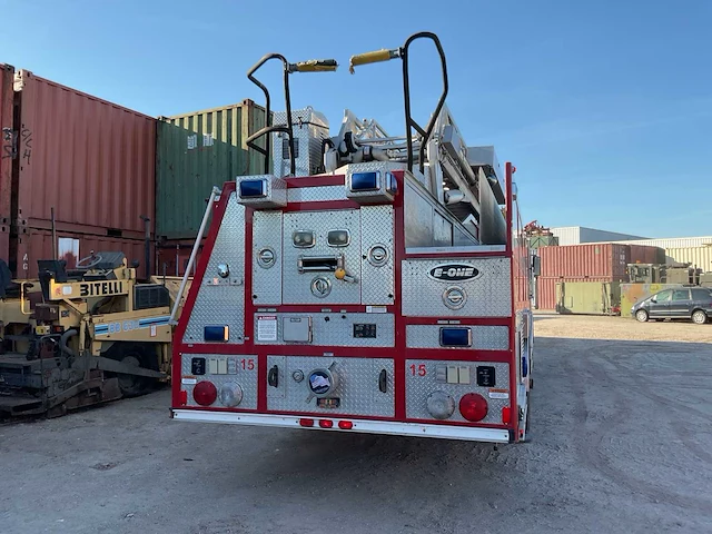 2003 e-one fire apparatus brandweerwagen - afbeelding 23 van  25