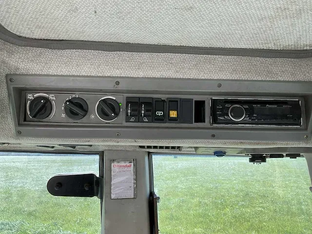 2003 fendt 410 vario vierwielaangedreven landbouwtractor - afbeelding 20 van  29