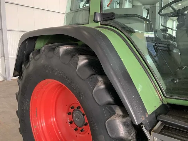 2003 fendt 411 vario vierwielaangedreven landbouwtractor - afbeelding 18 van  45