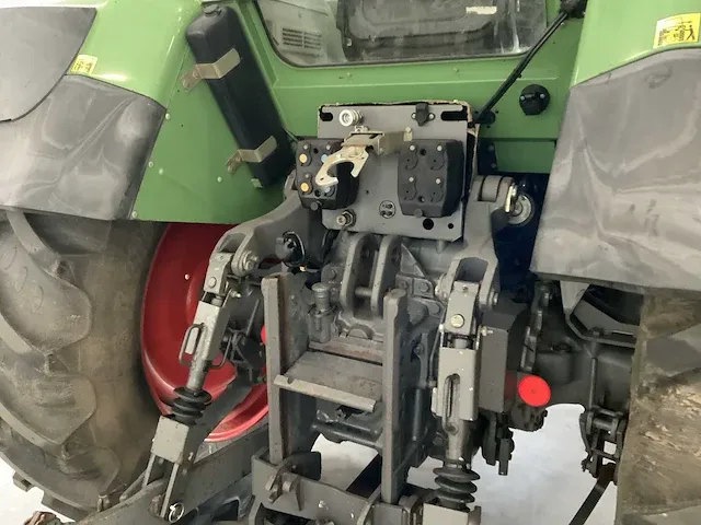 2003 fendt 411 vario vierwielaangedreven landbouwtractor - afbeelding 22 van  45