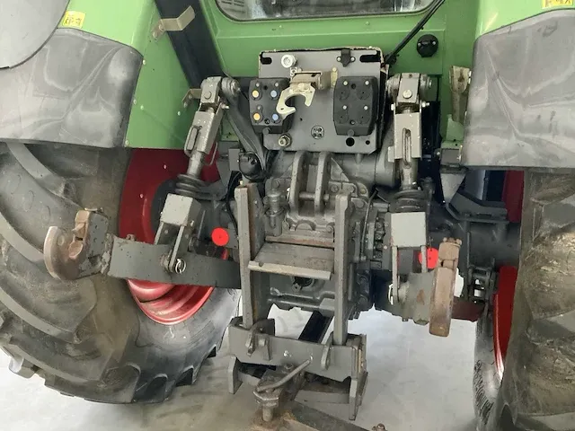 2003 fendt 411 vario vierwielaangedreven landbouwtractor - afbeelding 24 van  45