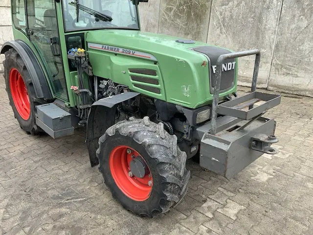 2003 fendt farmer 209v smalspoor- en compacttractor - afbeelding 15 van  28