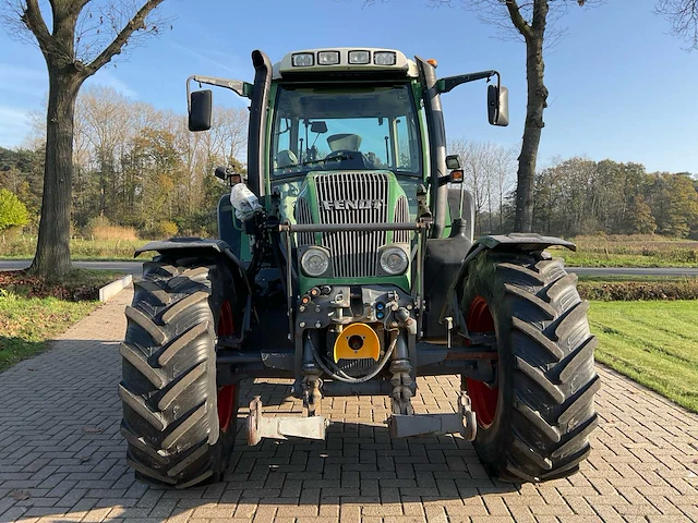 2003 fendt vario favorit 712 vierwielaangedreven landbouwtractor - afbeelding 12 van  40