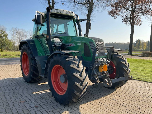 2003 fendt vario favorit 712 vierwielaangedreven landbouwtractor - afbeelding 23 van  40