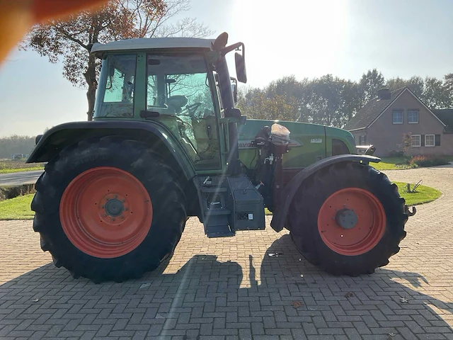 2003 fendt vario favorit 712 vierwielaangedreven landbouwtractor - afbeelding 34 van  40