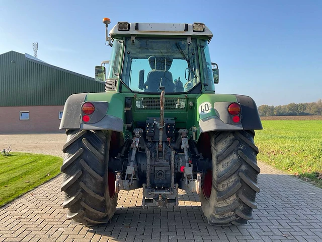 2003 fendt vario favorit 712 vierwielaangedreven landbouwtractor - afbeelding 37 van  40