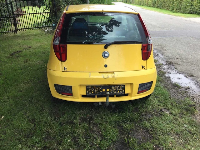 2003 fiat punto personenauto - afbeelding 5 van  12