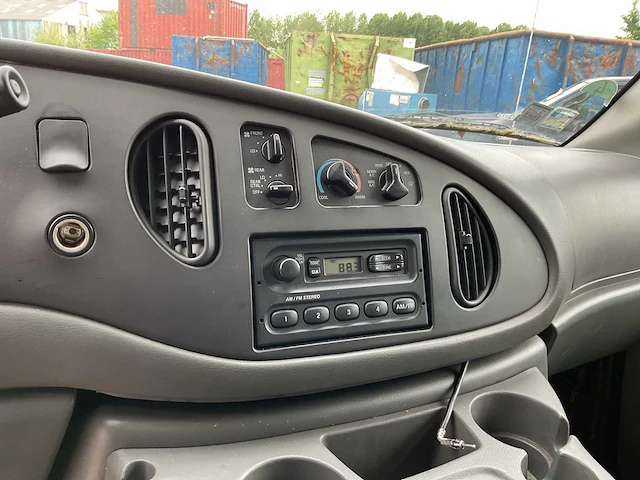 2003 ford bus e350 personenauto - afbeelding 2 van  15