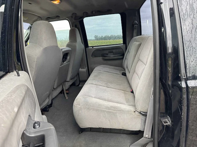 2003 ford f-350 6.0 v8 powerstroke dually - afbeelding 15 van  28