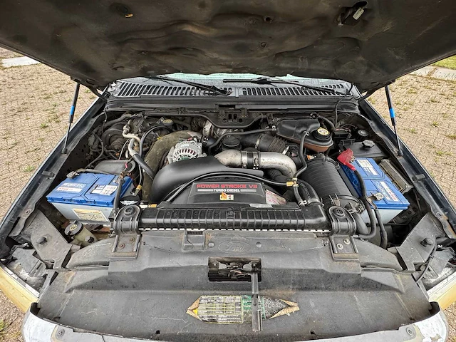2003 ford f-350 6.0 v8 powerstroke dually - afbeelding 17 van  28