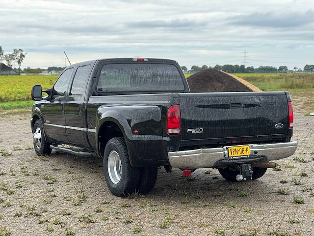 2003 ford f-350 6.0 v8 powerstroke dually - afbeelding 22 van  28