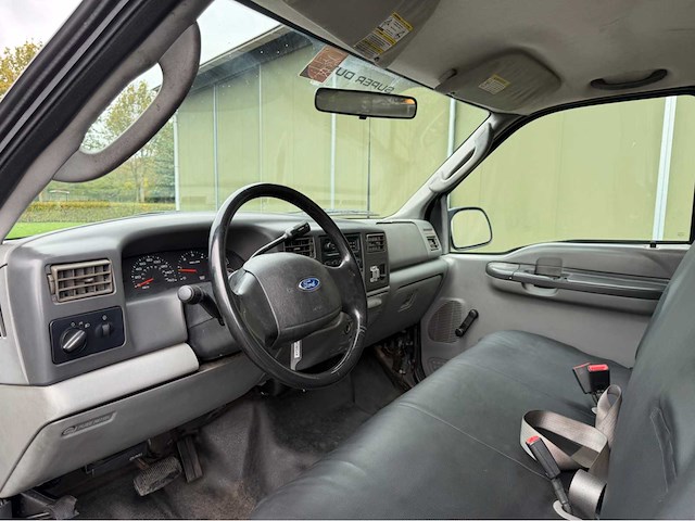 2003 ford f350 xl super duty personenauto - afbeelding 17 van  40