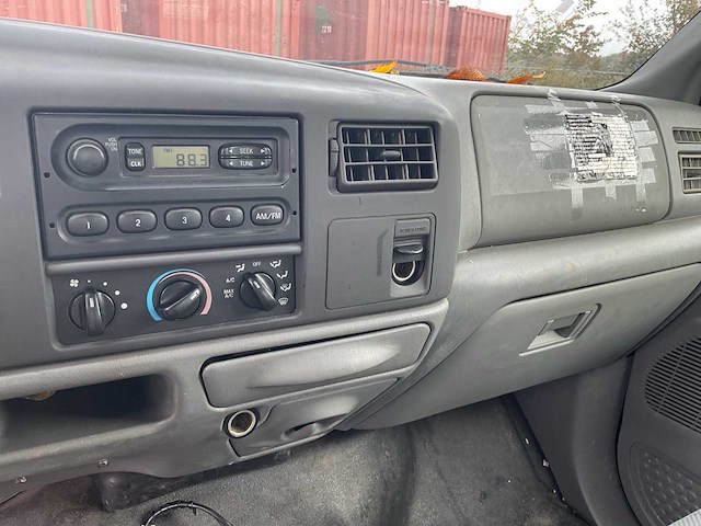 2003 ford pick up f350 xl super duty bedrijfswagen - afbeelding 14 van  19